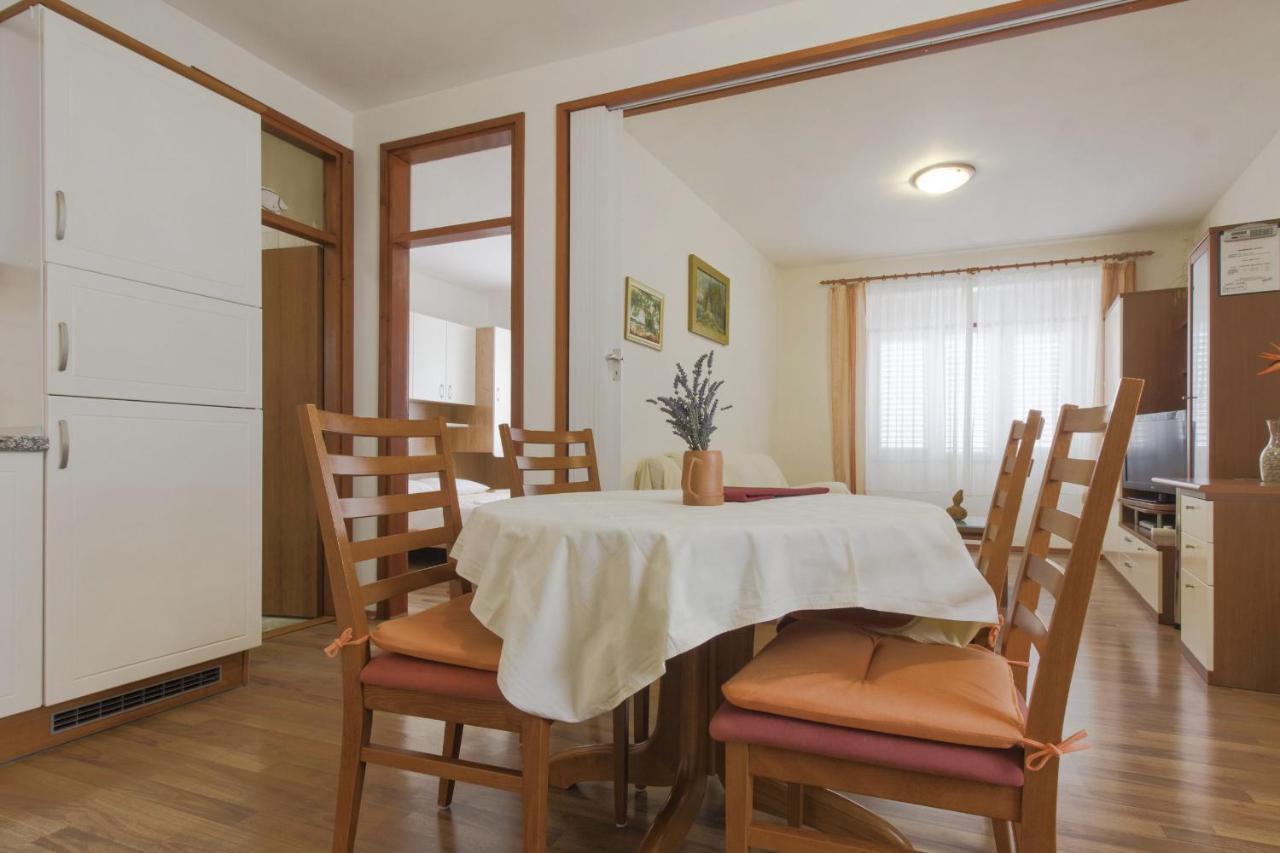 Apartments Konta City Center Vodice Ngoại thất bức ảnh