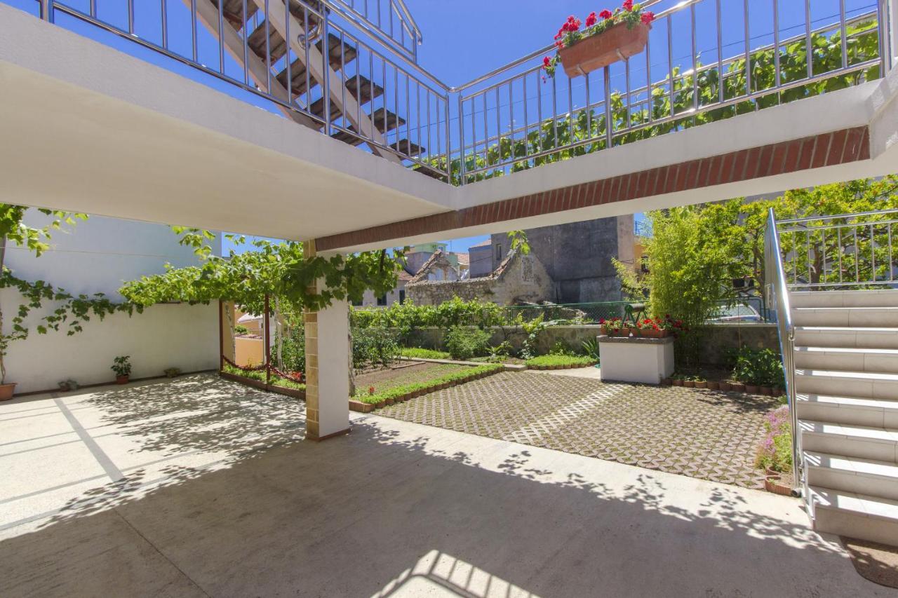 Apartments Konta City Center Vodice Ngoại thất bức ảnh