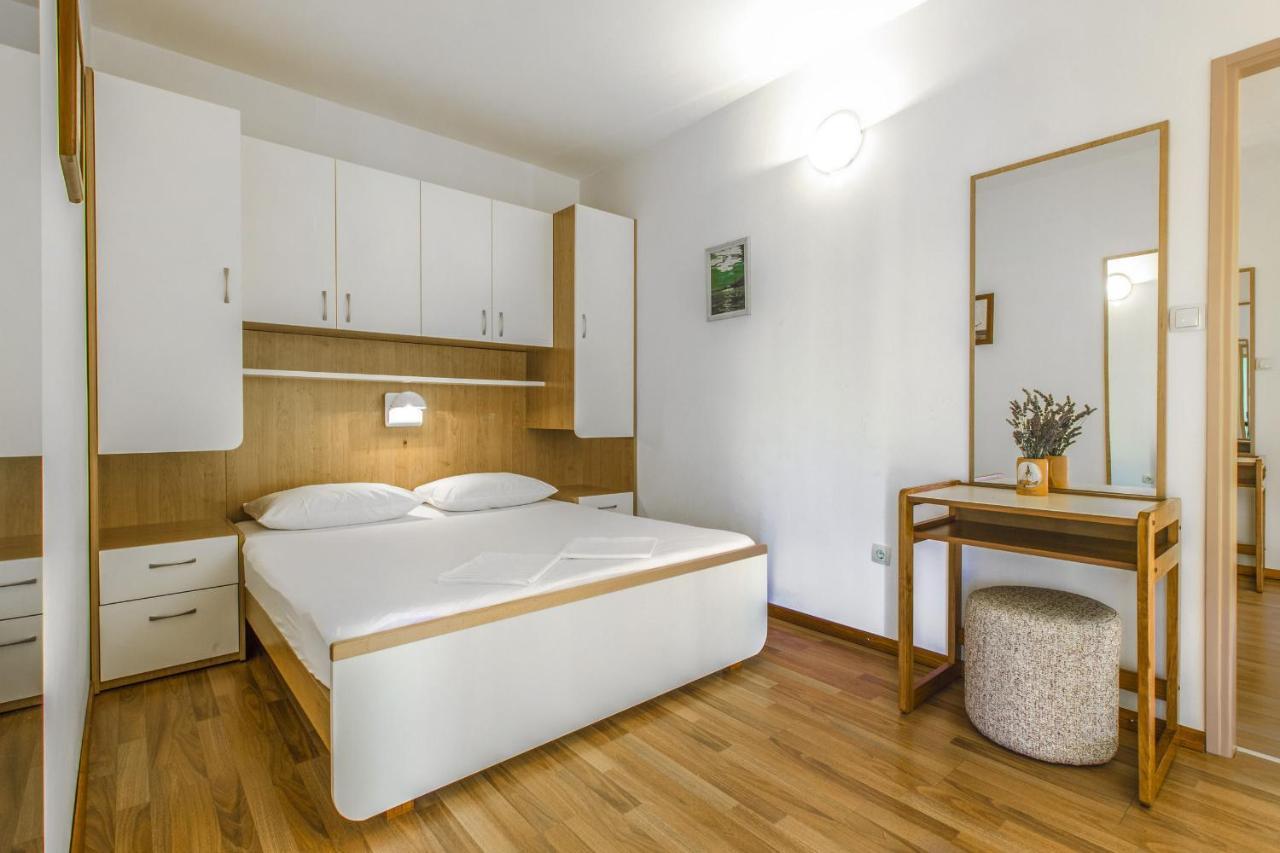 Apartments Konta City Center Vodice Ngoại thất bức ảnh